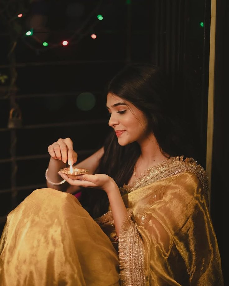 Ganesh Puja Lookbook: Inspired by the Queens of Indian TV – Shivangi Joshi, Pranali Rathod & Samridhii Shukla 964826