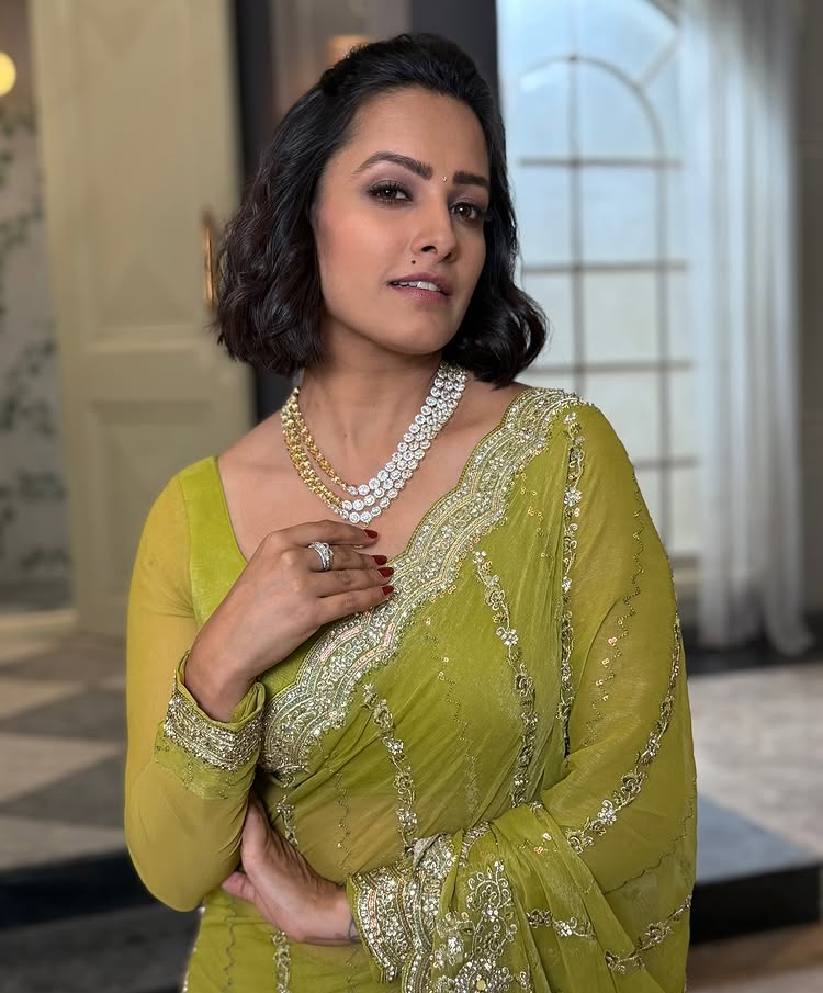 Ganesh Puja Looks We’re Stealing from Munmun Dutta, Shweta Tiwari, and Anita Hassanandani 964838