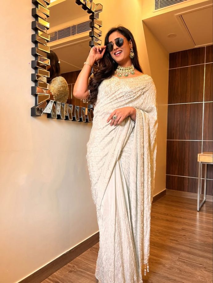Ganesh Puja Looks We’re Stealing from Munmun Dutta, Shweta Tiwari, and Anita Hassanandani 964843