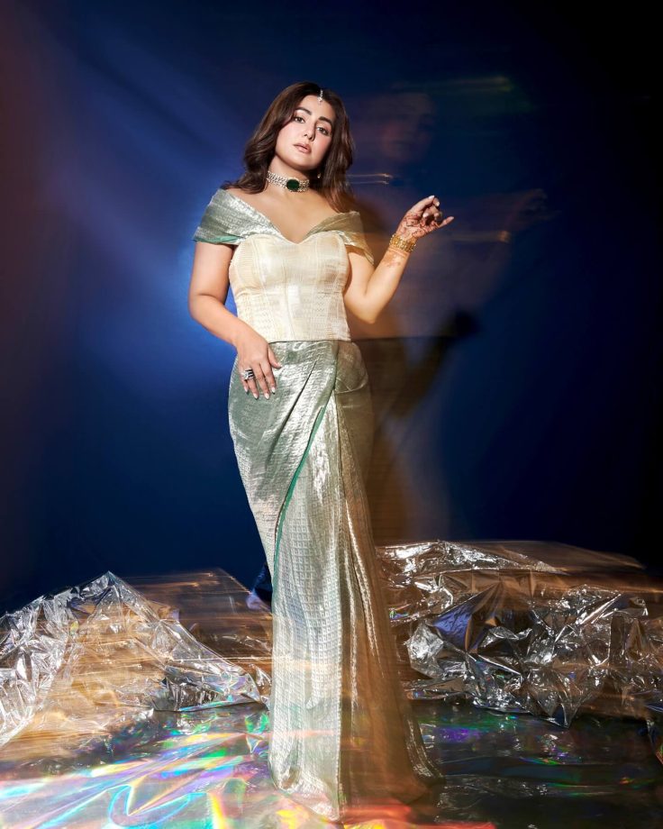 Hina Khan Dazzles in a Stylish Sage Green Saree and off-shoulder blouse 961855