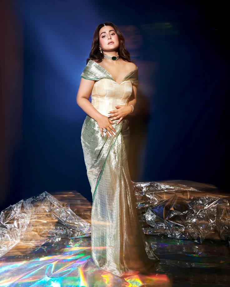 Hina Khan Dazzles in a Stylish Sage Green Saree and off-shoulder blouse 961859