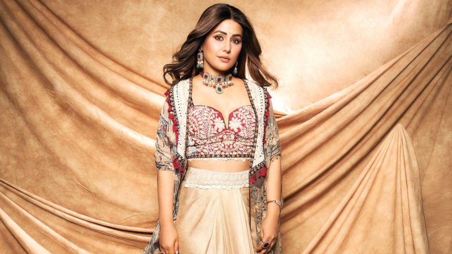 Hina Khan’s Fusion Royalty: Drapes, Jewels & All Things Bold 960437
