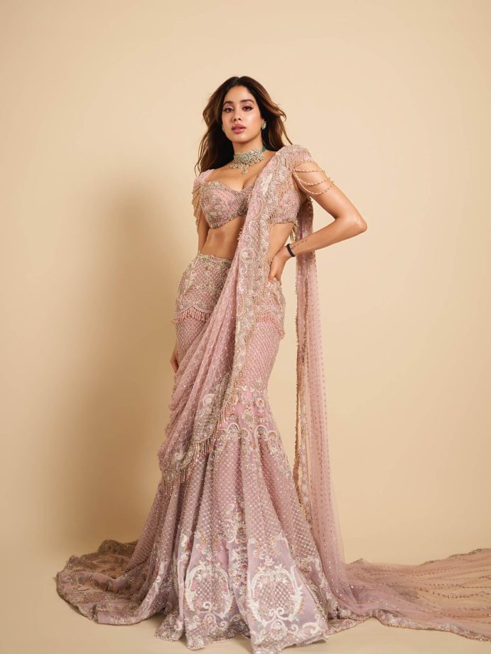 Janhvi Kapoor Radiates Royal Romance in Pastel Embellished Saree 960518