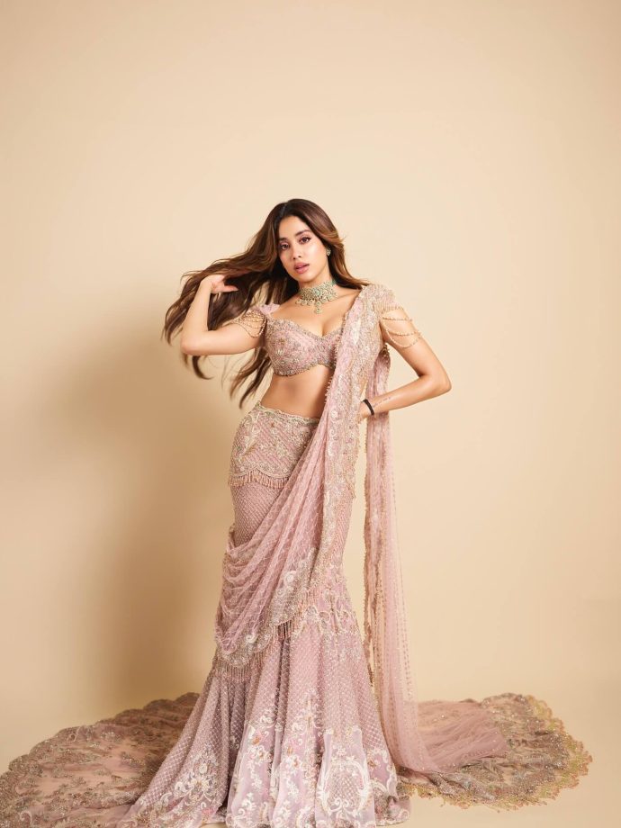 Janhvi Kapoor Radiates Royal Romance in Pastel Embellished Saree 960520