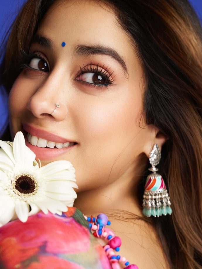 Janhvi Kapoor's Vibrant Floral Saree Is the Monsoon Fashion Moment We Needed 963425