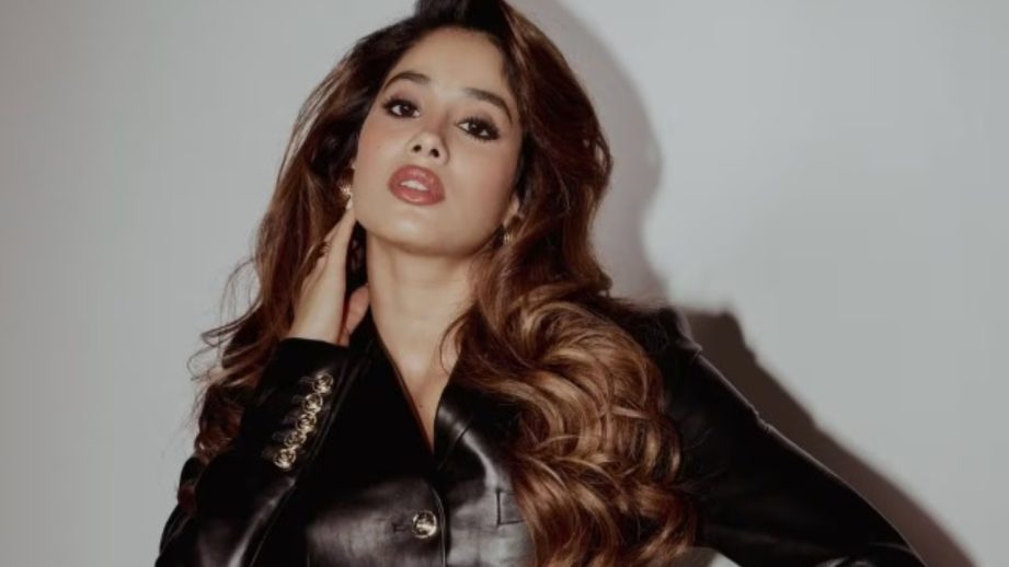 Jhanvi Kapoor's Bold High-Fashion Photoshoot: A Standout Statement 961644