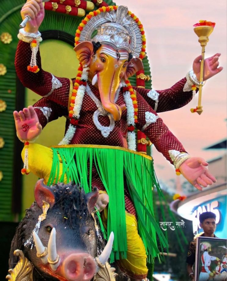 Last year Kantara, This year Mahavatar Narsimha : Hombale Films’ Spiritual Influence Shines at Ganpati Pandals 964931
