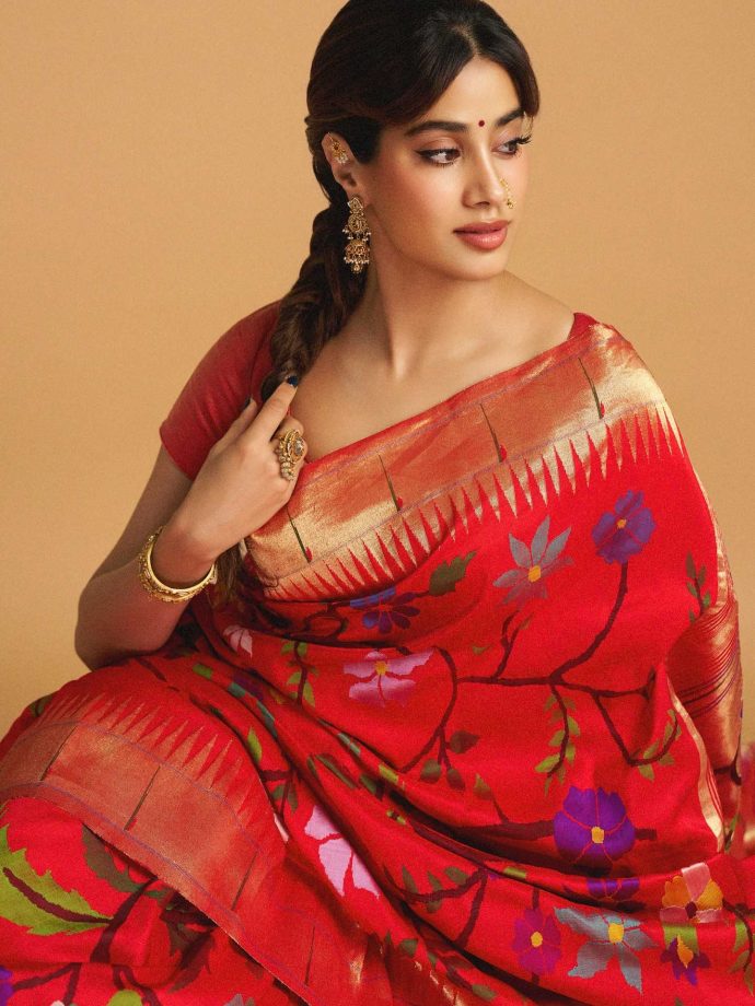 Malavika Mohanan, Janhvi Kapoor & Ananya Panday Dazzle In Sarees, Redefining Traditional Glamour 965513