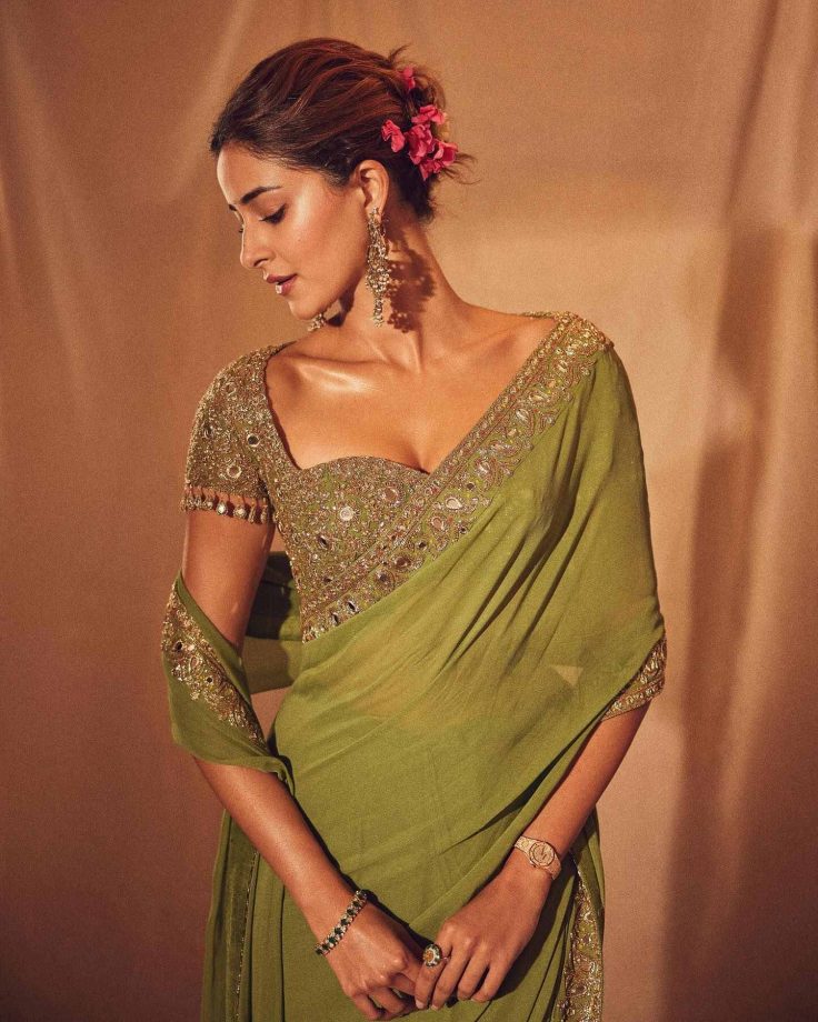 Malavika Mohanan, Janhvi Kapoor & Ananya Panday Dazzle In Sarees, Redefining Traditional Glamour 965517