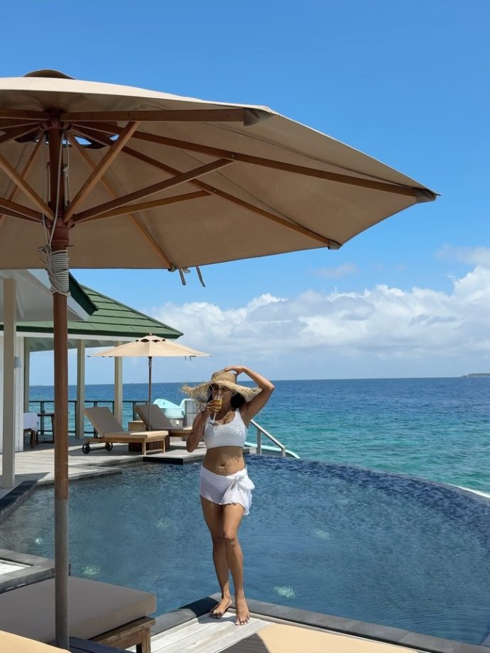 Manisha Rani’s Stunning Beach Outfits You Can’t Miss 964815