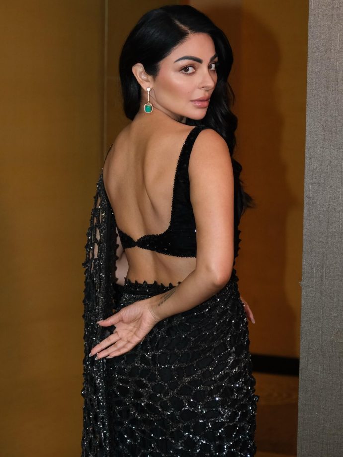 Neeru Bajwa Shines for Upcoming Punjabi Film 'Phaphey Kuttniyan' 962889