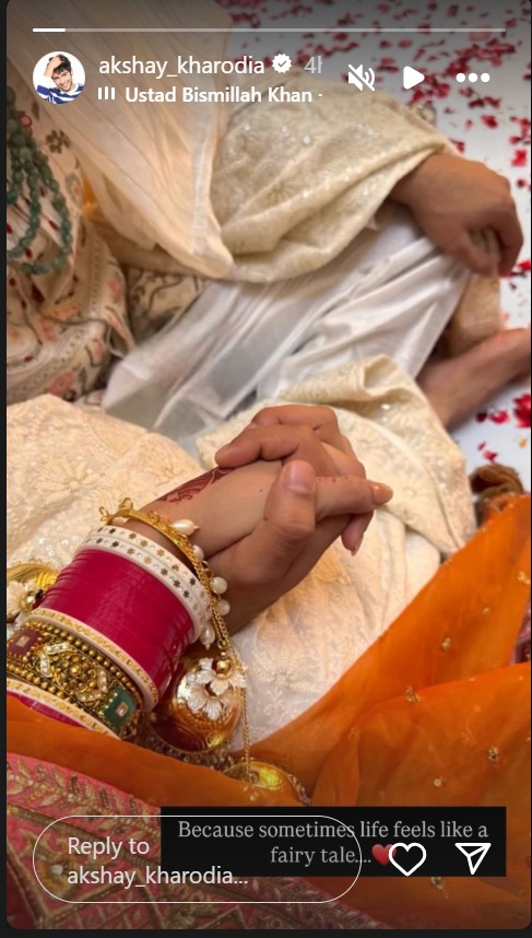 Pandya Store Fame Akshay Kharodia's Hand-Holding Wedding Photo Goes Viral - Is He Married Again? 964285
