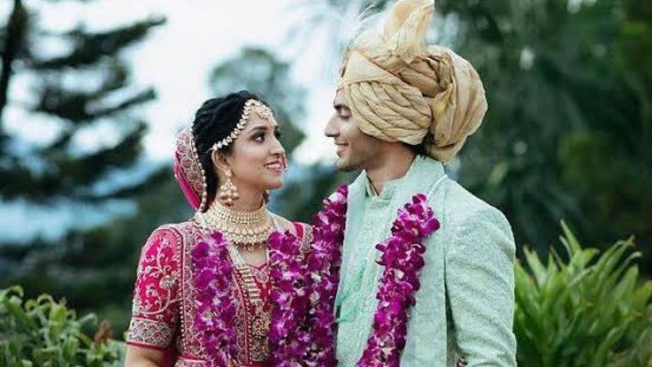 Pandya Store Fame Akshay Kharodia's Hand-Holding Wedding Photo Goes Viral - Is He Married Again? 964284