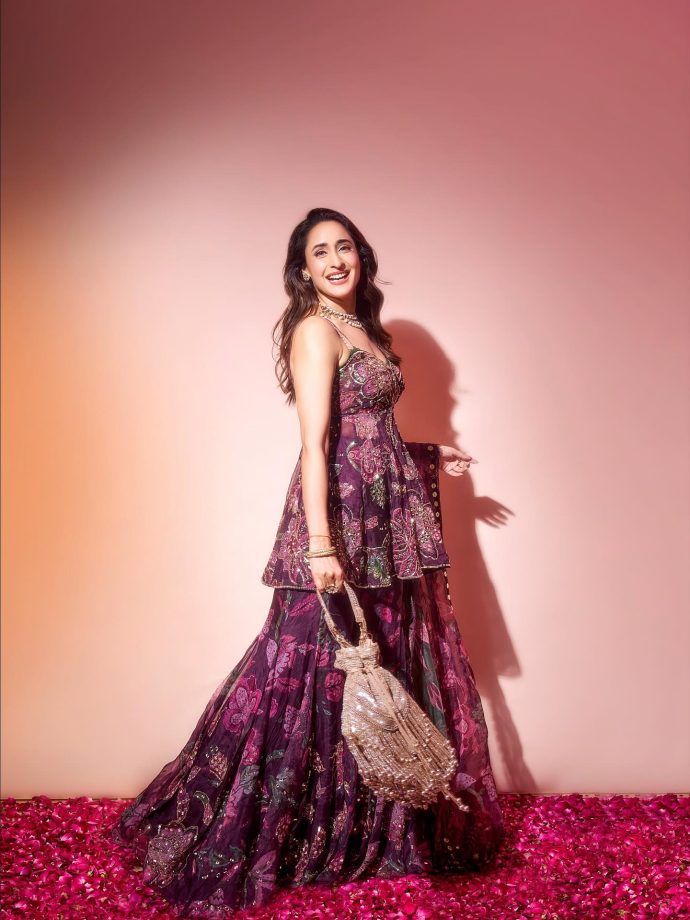 Pragya Jaiswal’s Festive Glamour in a Floral Ensemble 965524