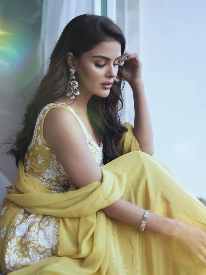 Priyanka Chahar Choudhary Glows in Sunshine Yellow Look 965434