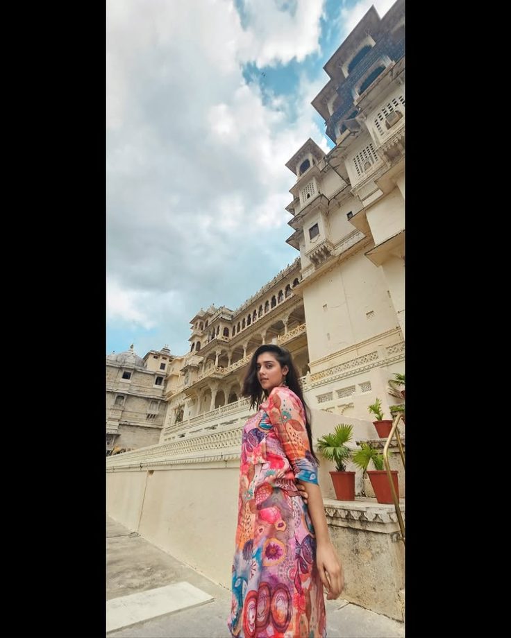 RadhaKrishn fame Mallika Singh Shines in a Vibrant Multicolored Floral Outfit Paired with Sneakers 963414