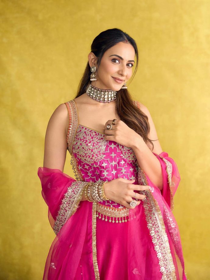 Rakul Preet Singh Brings Fresh Festive Vibes with Her Elegant Ensemble 965562