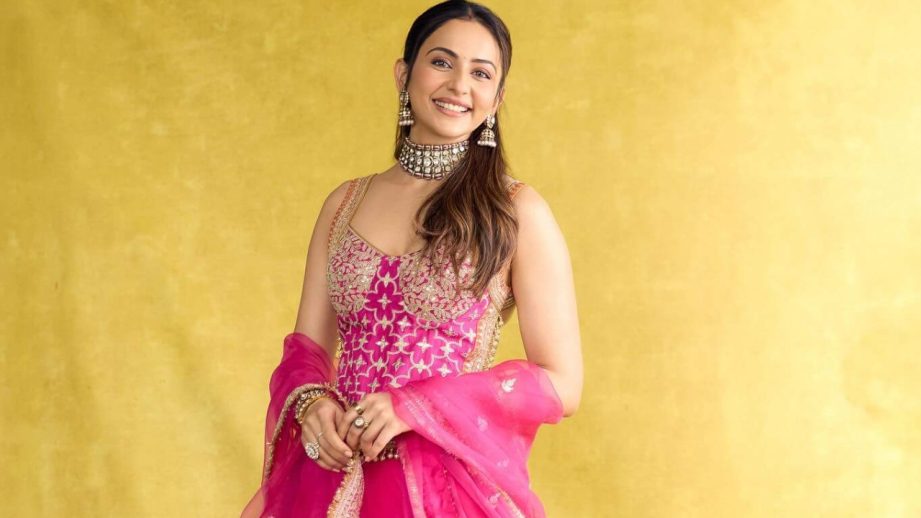 Rakul Preet Singh Brings Fresh Festive Vibes with Her Elegant Ensemble 965563