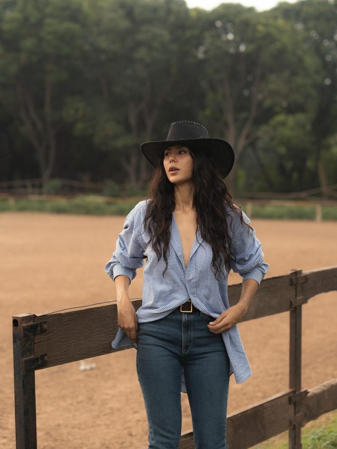 Sonam Bajwa Masters Effortless Chic with Rustic Charm 965370