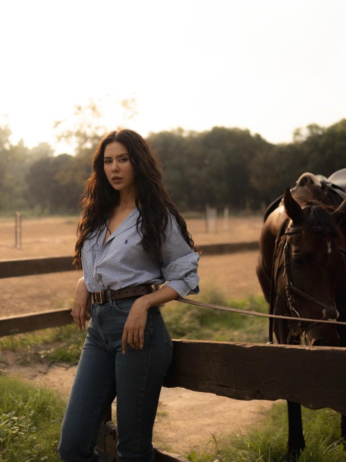 Sonam Bajwa Masters Effortless Chic with Rustic Charm 965373