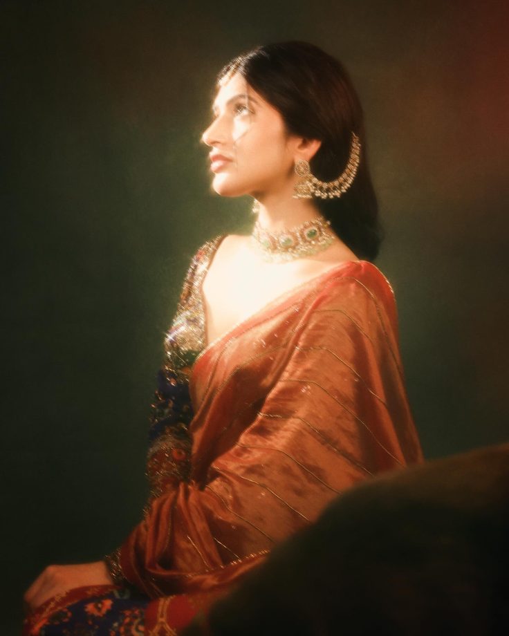 Sreeleela Revives Vintage Glamour with a Modern Twist 963771