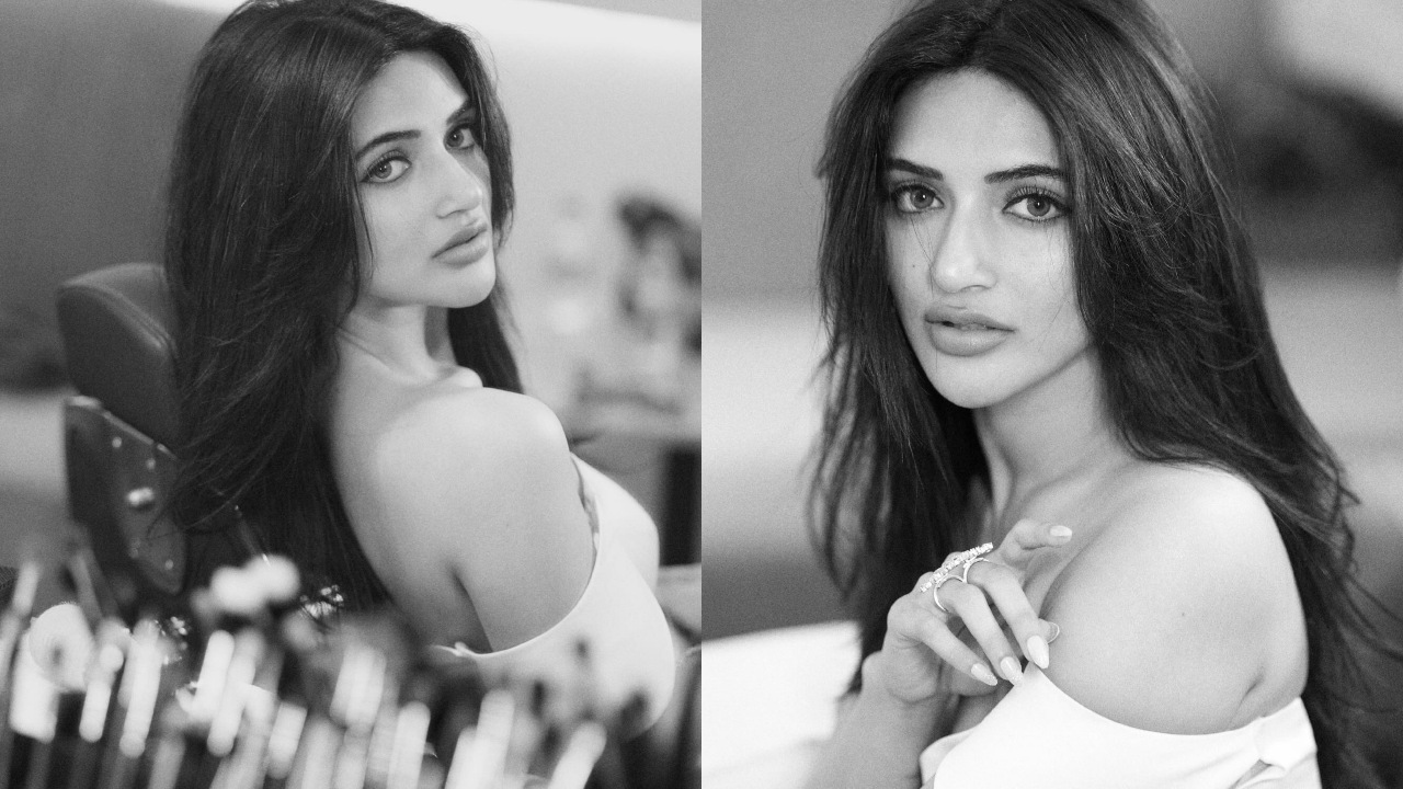 Sreeleela Shines in Stunning Black-and-White Photos 961580