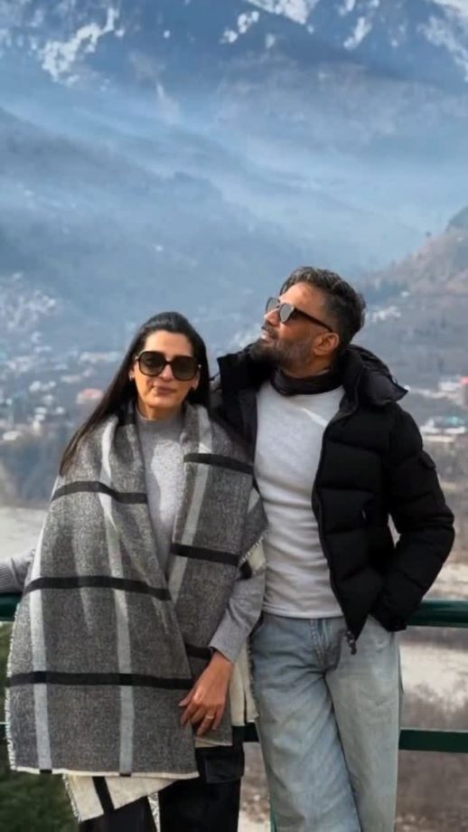 Suniel Shetty Celebrates wife Mana Shetty's 60th Birthday with a Heartfelt Tribute 964185