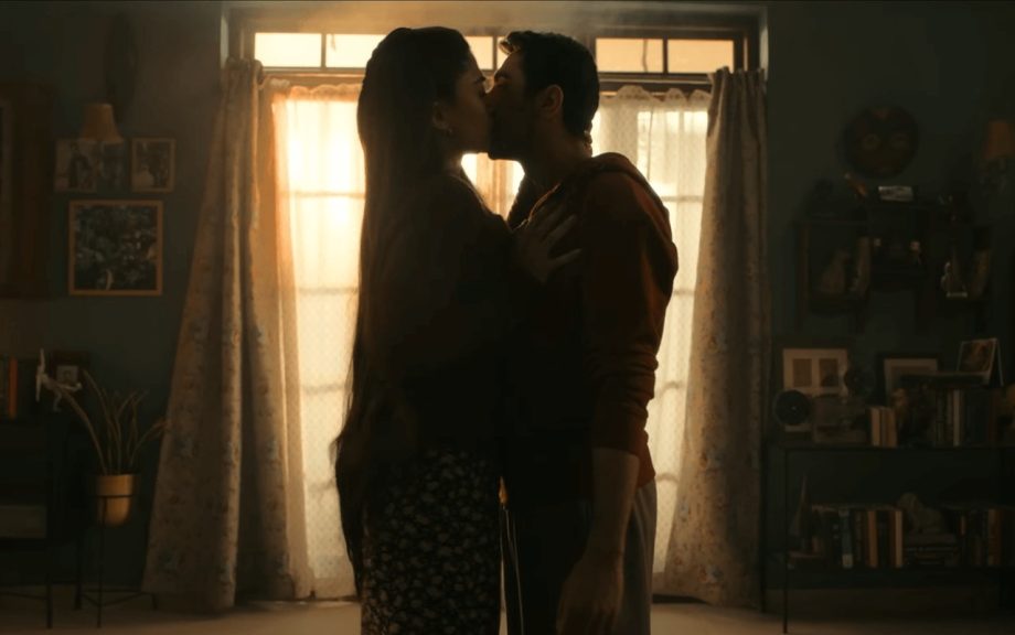 Thama Teaser– A Bloody Cocktail Of Romance, Myth, And Madness 963842