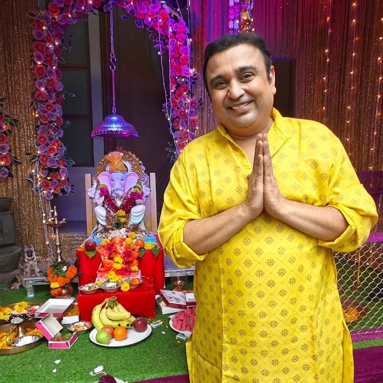 TV Celebs Celebrate Ganesh Chaturthi 2025 with Grandeur and Devotion 965206