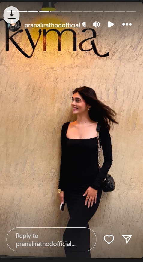 Twinning & Winning: Pranali Rathod-Aashay Mishra's Cozy Appearance In Black Sets Internet Talking 964741