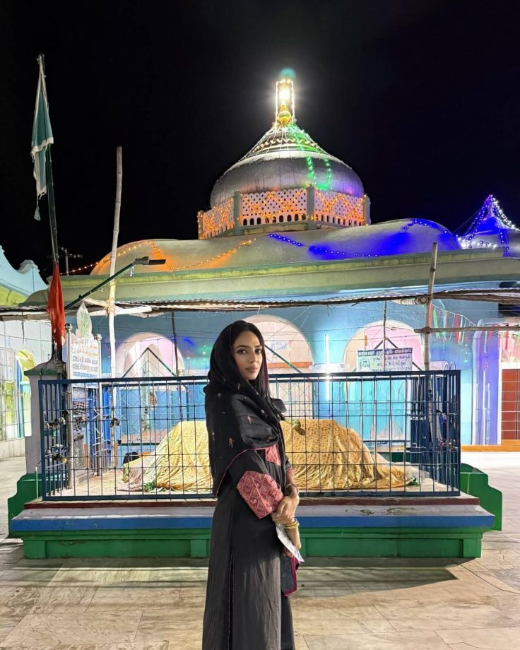 Vailankanni Church and Nagoor Dargah: Sobhita Dhulipala’s Sacred Visits 961888
