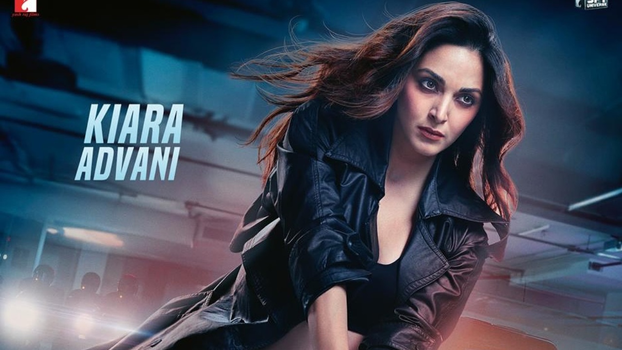 War 2 Box Office Collection Day 5: Total Earns 183.35 Crores 963833