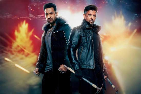 War 2 Movie Review: A Total Crowd-Pleaser That Packs A Punch 963059