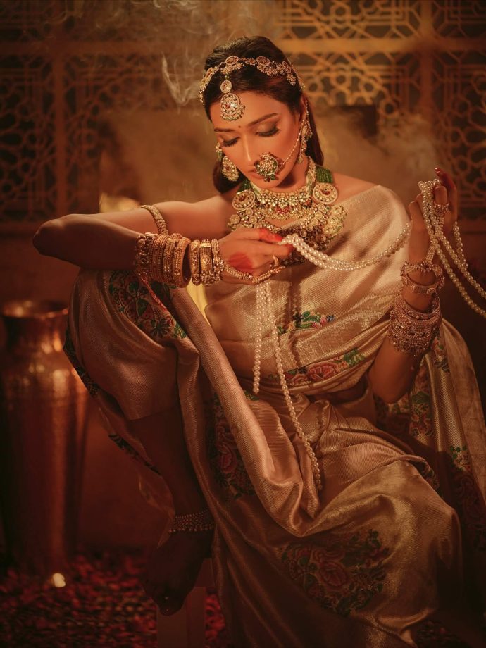 Aishwarya Khare Stuns in Ethereal White Saree with Bold Twist 969471