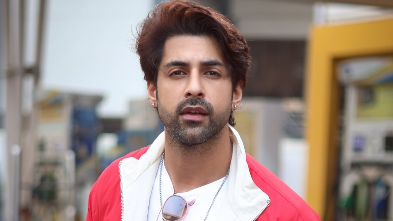 Akshay Bindra Bids Farewell To His Character 'Rounak' In Kumkum Bhagya, Promises To Return Soon 967521