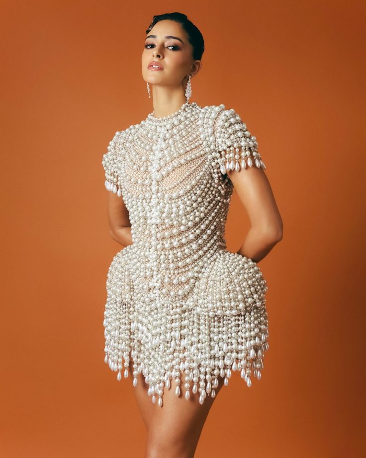 Ananya Panday Dazzles in Abu Jani Sandeep Khosla’s Pearl Masterpiece 966740