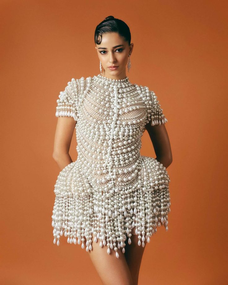 Ananya Panday Dazzles in Abu Jani Sandeep Khosla’s Pearl Masterpiece 966731