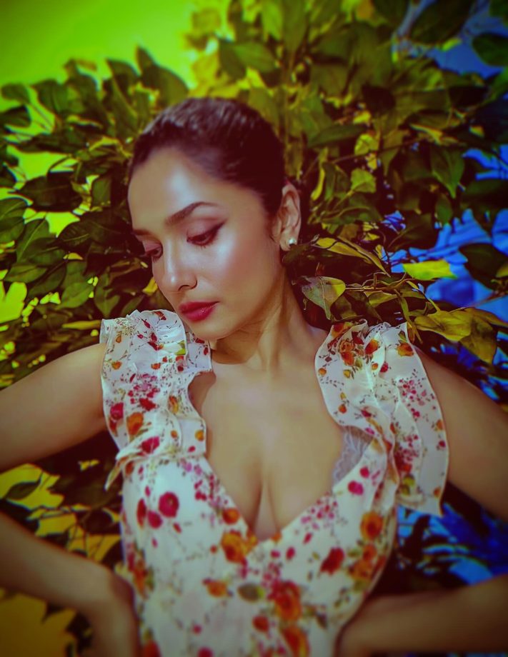 Ankita Lokhande Radiates Fresh Charm in Floral Top and Denim 969480