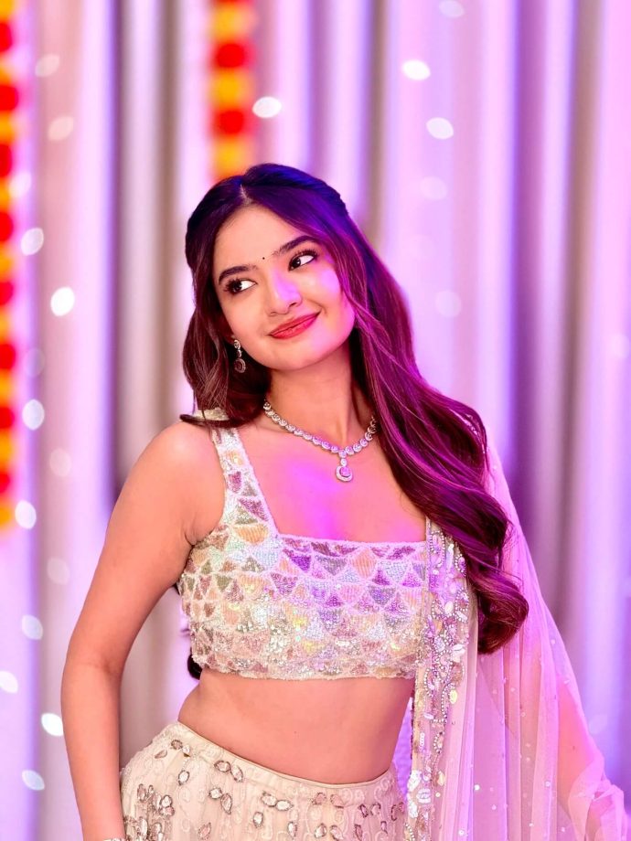 Anushka Sen Shines in Festive Elegance with Pastel Lehenga Choli for Navratri 969646