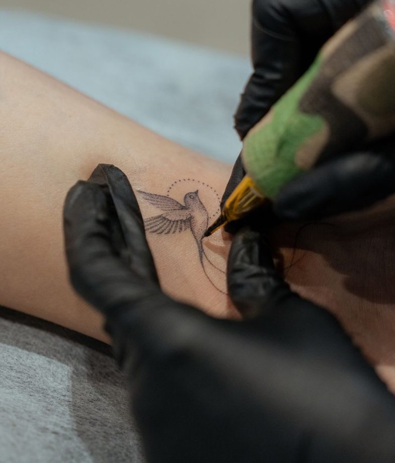 Arjun Kapoor Reacts to Kriti Sanon's New Tattoo: 