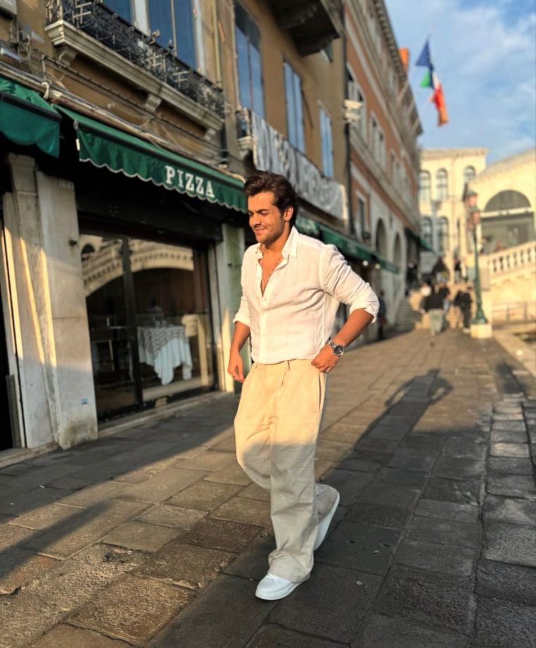Ashish Chanchlani to Rohit Saraf: Desi Boys Serving Looks in White Fits 969418