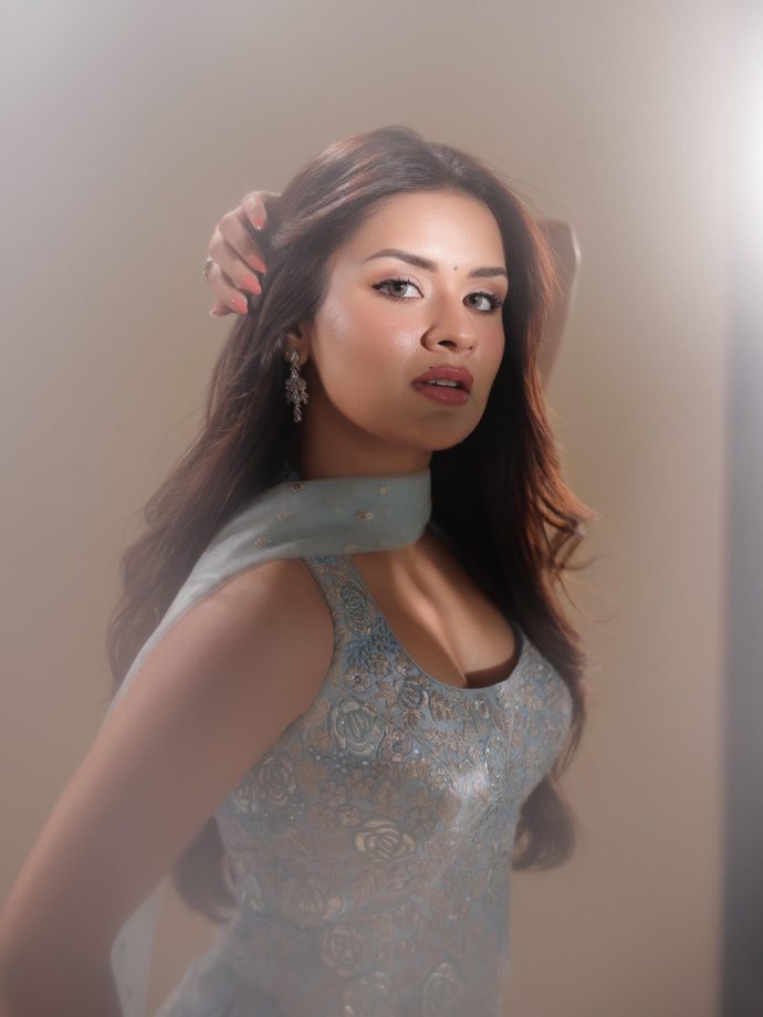 Avneet Kaur Stuns in a Dreamy Blue Ensemble for Love in Vietnam Promotions 966772