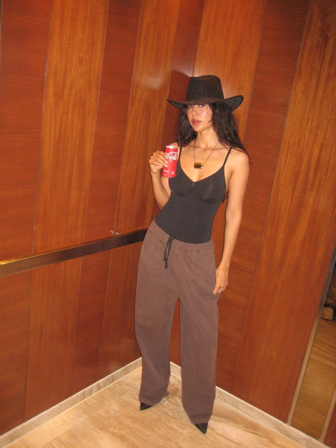Chic Cowboy Vibes – Sonam Bajwa’s Bold Style Moment 970209