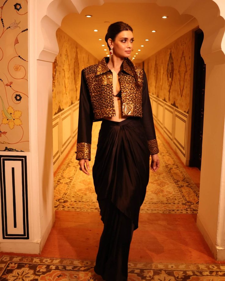Diana Penty in Effortless Elegance in Black with a Bold Twist 967986