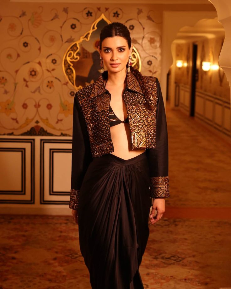Diana Penty in Effortless Elegance in Black with a Bold Twist 967989