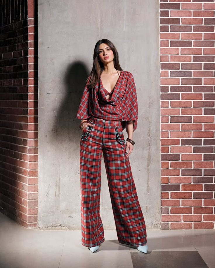 Diana Penty Rocks the Bold Checkered Look 969141