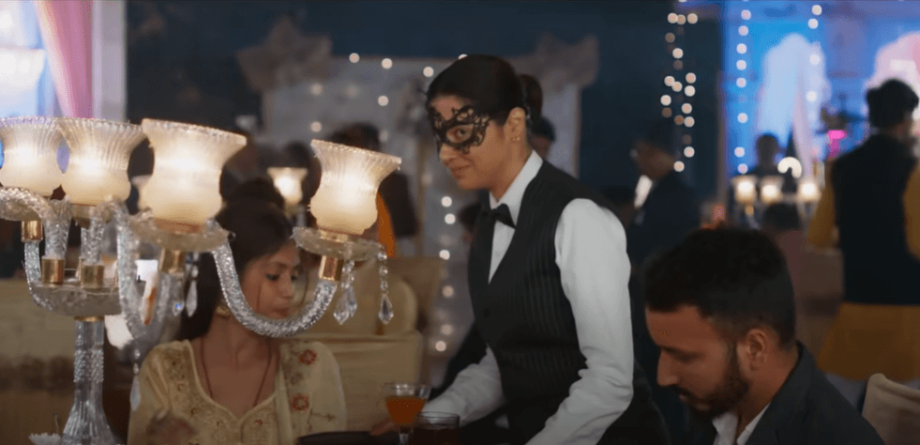Ek Chatur Naar Movie Review: A Fun, Engaging Ride 967587