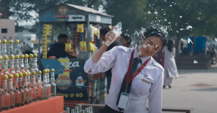 Ek Chatur Naar Movie Review: A Fun, Engaging Ride 967586