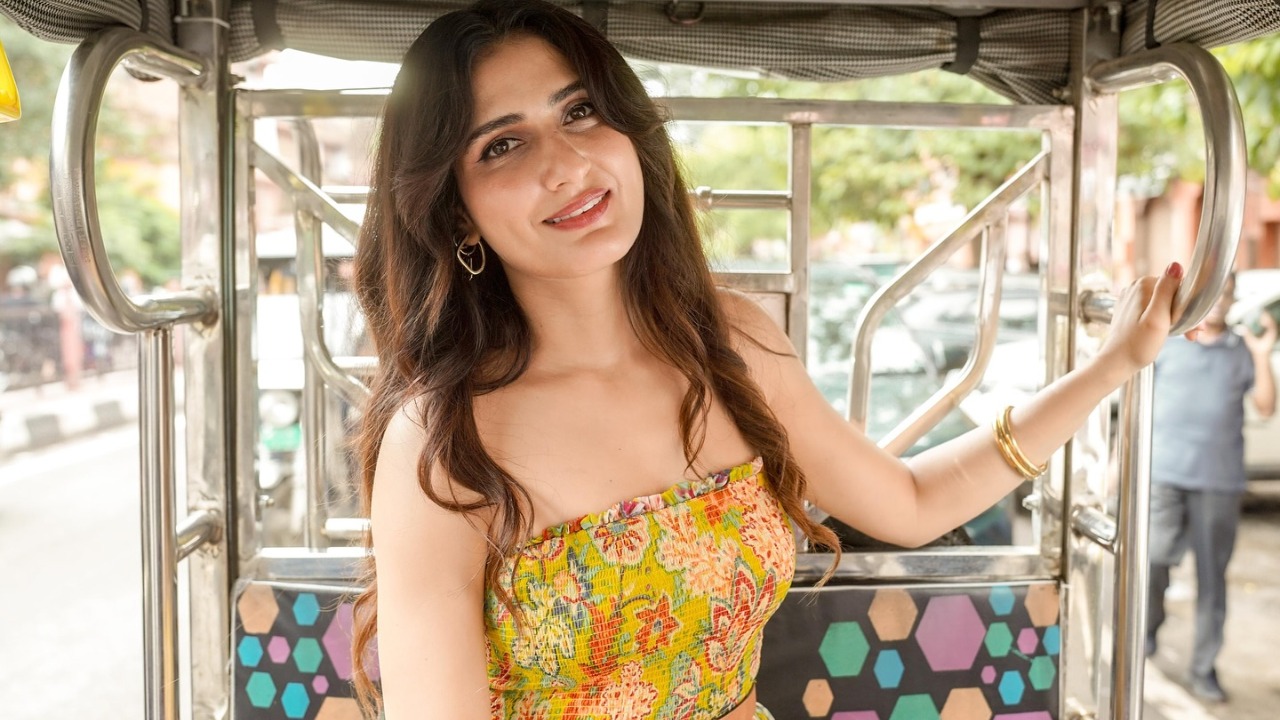 Enchanting Fashion Vibes with Fatima Sana Shaikh 967921