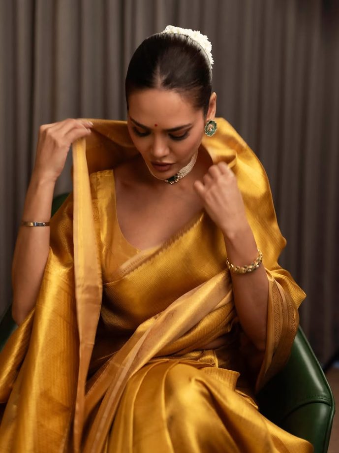 Esha Gupta’s Golden Saree Paired With Pearl Choker Balances Opulence and Style 967745